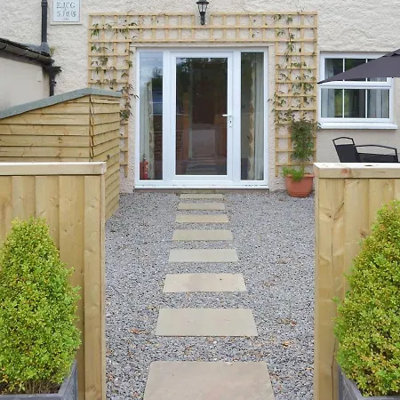 Holiday home Yew Tree *